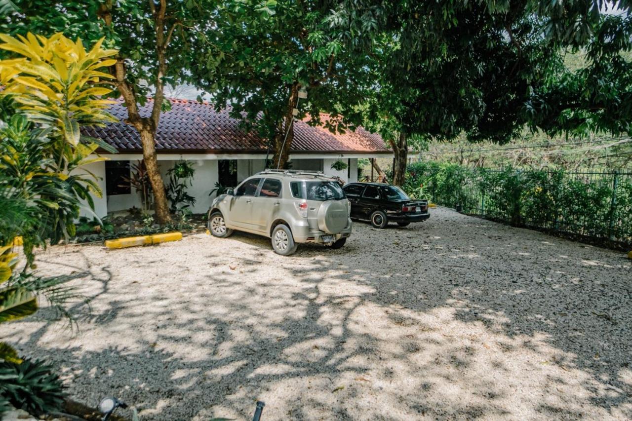 Hotel Ocotal Bed & Breakfast Playa Ocotal Buitenkant foto